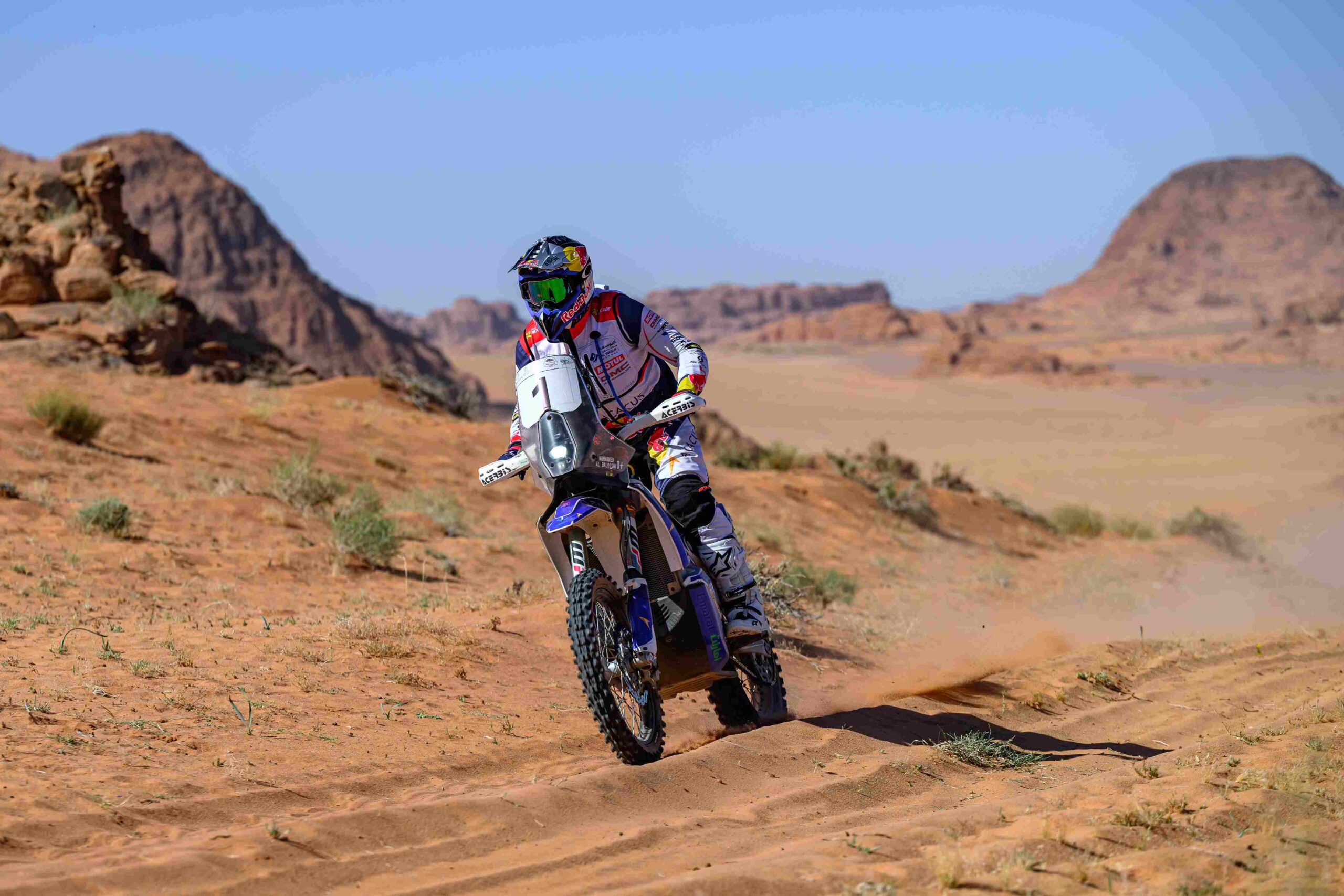 AL-BALOOSHI, MEGRE AND PRATA LOCKED IN THREE-WAY  BATTLE FOR FIM BAJAS WORLD CUP HEADING TO QATAR